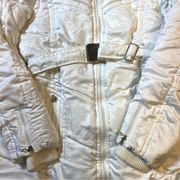 Bebe White Belted Puffer Jacket With A Faux Fur Hood Down Feather Fill Size L - Picture 4 of 13